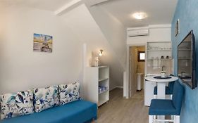Blue Trojanovic Studio